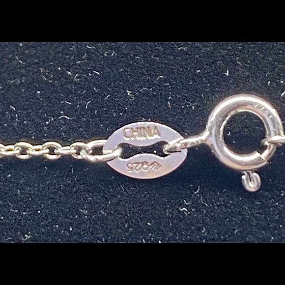 925 Silver Round White Topaz Solitaire Necklace - Picture 5 of 6